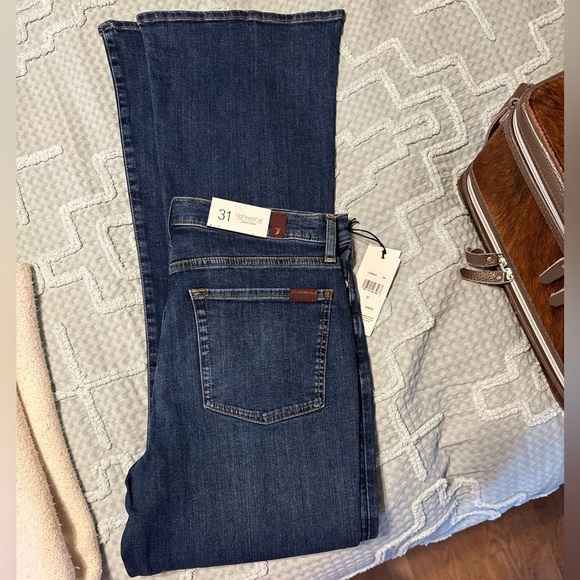 7 For All Mankind Pants - High waist Ali 7 for all mankind jeans. NWT!    32” inseam. Smoke free home.